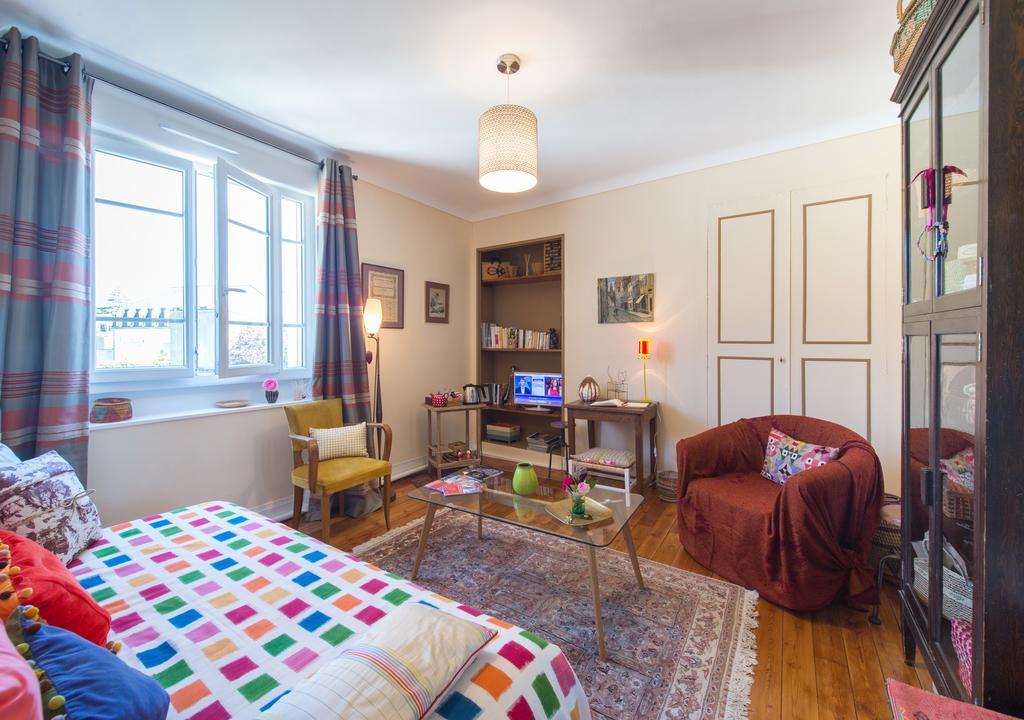La Mancelle - Chambre D'Hotes Ле-Ман Экстерьер фото